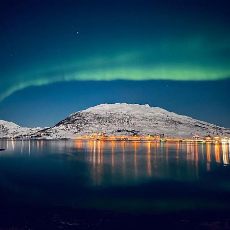 Kvaloya Apartment By The Sea Tromsø Exteriör bild